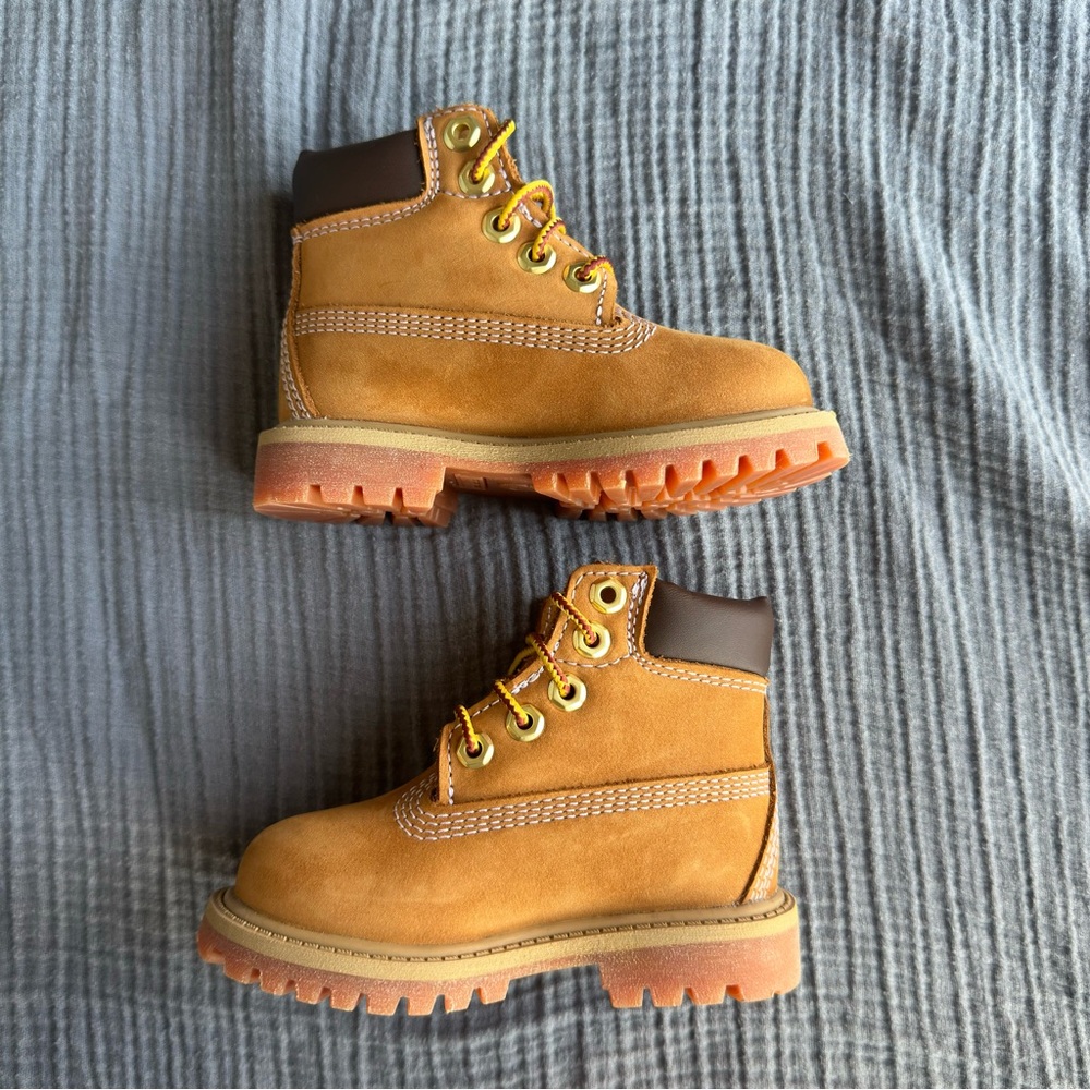Timberland Premium 6-Inch Boot - Picture 6 of 11